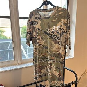 Under Armour Green and Brown Camouflage Short Sleeve Tee